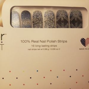 Color street Good chill to all